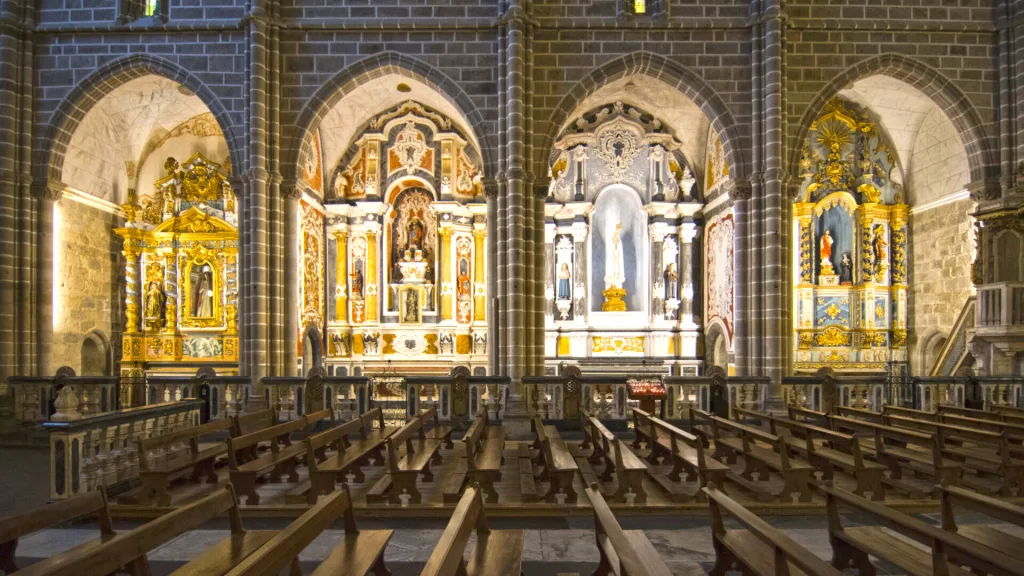 évora