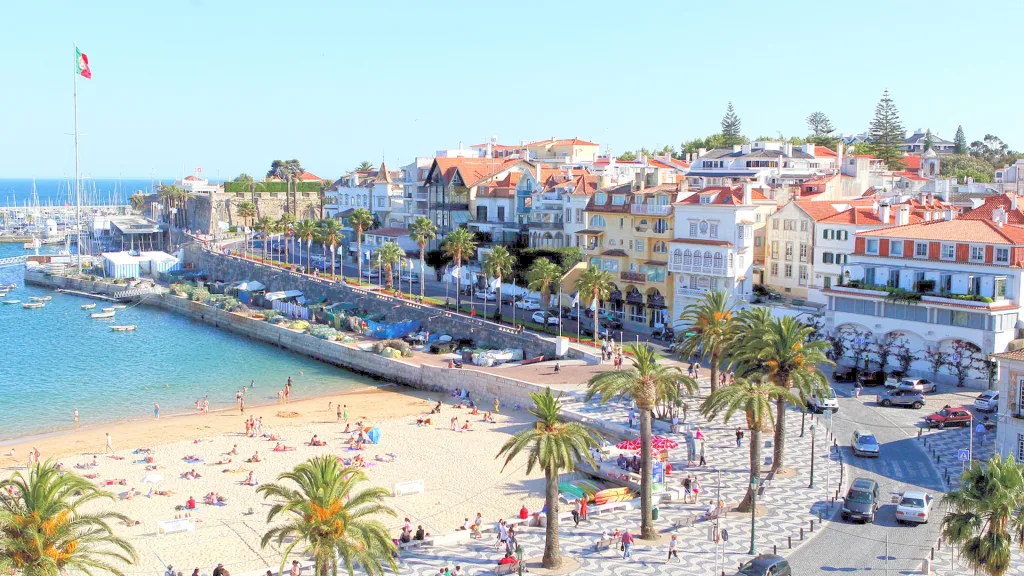 cascais beach