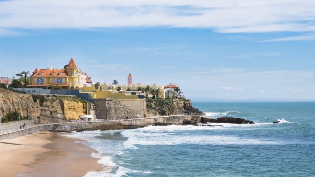 Explore Estoril with our day tour Lisbon - Cascais - Sintra