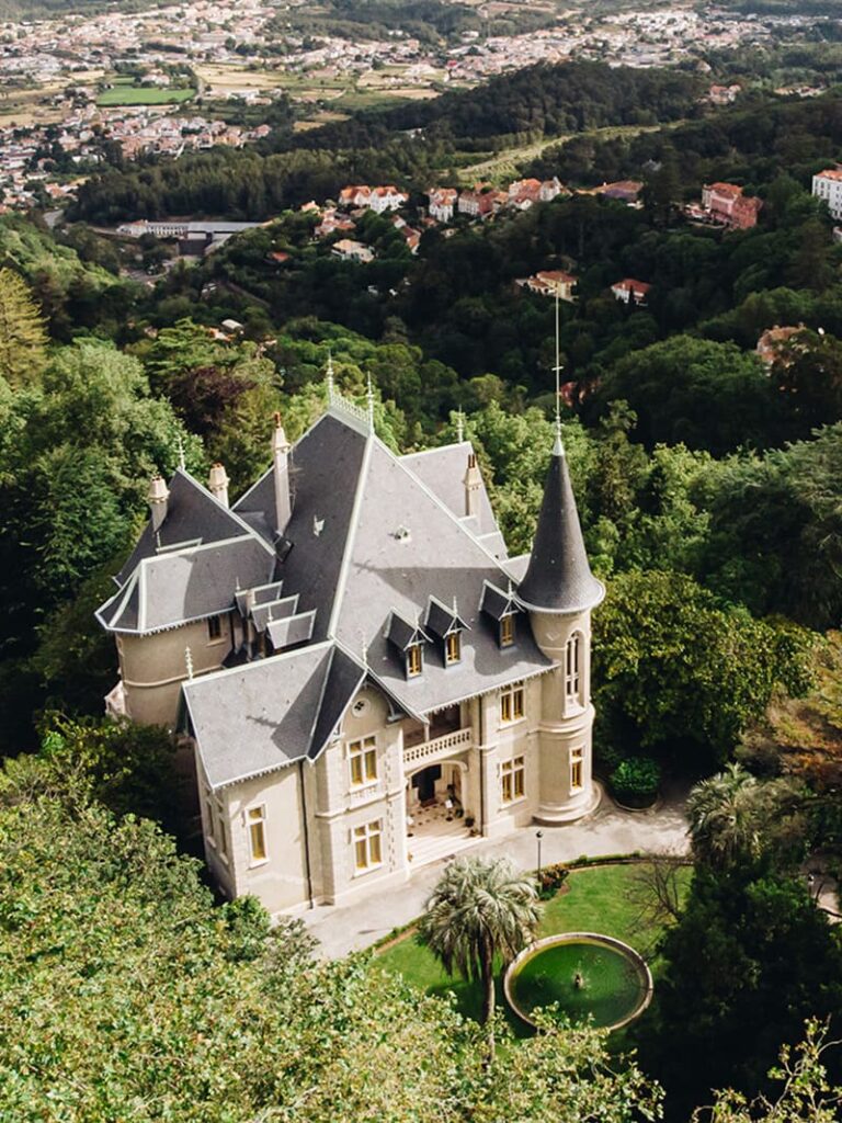 Biester Palace gardens Sintra 1 hectare Romantic landscape, 15-minute walk from National Palace of Sintra