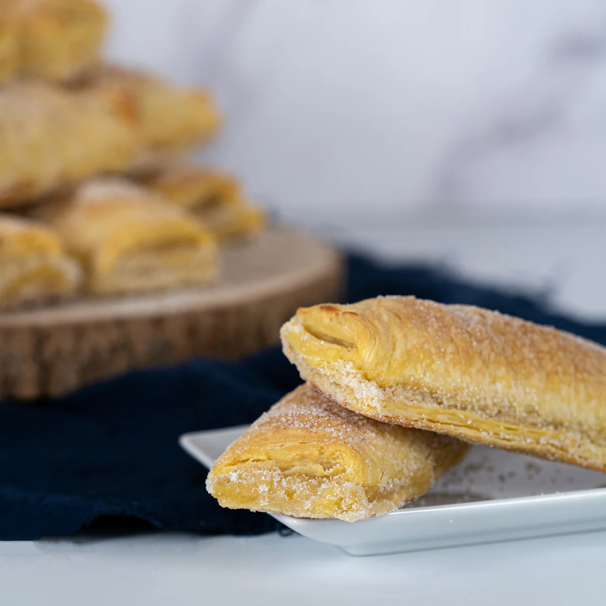 Travesseiros de Sintra warm puff pastry with almond cream dusted icing sugar, Casa Piriquita Rua das Padarias Sintra est 1862