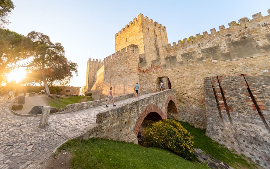 Sao Jorge Castle Lisbon - Walls