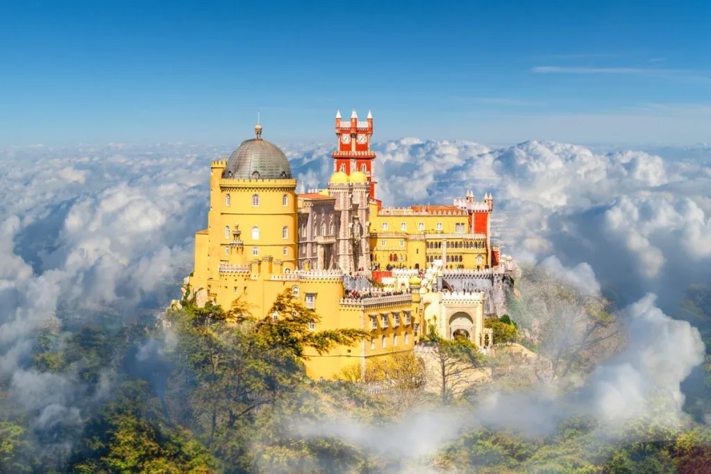 Portugal weather by month — Lisbon seasonal guide